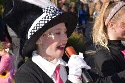 De Kinderoptocht was een onwijs vrolijke boel!