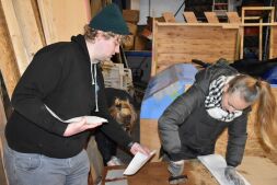De Partypoppers en De Skuumkoppen in één schuur