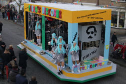 De Pretkoppen vierden COlombiaans carnaval in Pablo’s disCObar