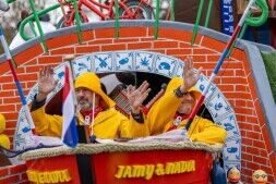 De Striphelden gingen oer-Hollands