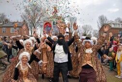 Gemaskerd en al vierden De Hatseflatsers Venetiaans carnaval!