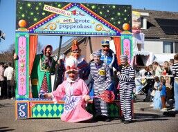 De Poppenkast van De Badmutsen