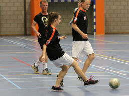 Vanavond Carnavalsavond zaalvoetbaltoernooi