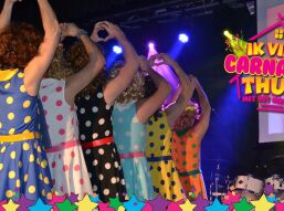 Vanavond Dikke Dolle Dinsdag: Thuisblijf Editie