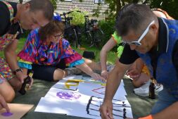 De eerste editie van de Doldwaze Maskerdag was er eentje voor in de boeken.