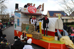 De Gespierde Spijkers zijn het er over eens; Iedereen WILD carnaval vieren in het WEST-Friese Zwaag