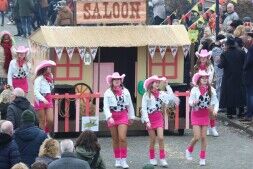 De Hofdames van 2030 kwamen van de prairie!