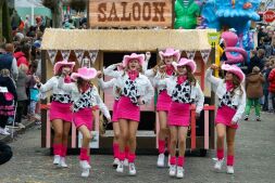 De Hofdames van 2030 kwamen van de prairie!