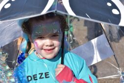 De Kinderoptocht was een onwijs vrolijke boel!