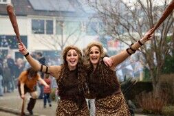 De Nootgevallen  gingen terug naar de oertijd