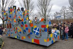 De Skuumkoppen Schots en scheef!