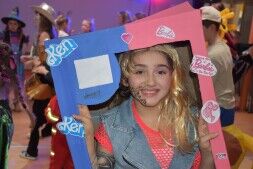 De start van het carnaval met het scholenbezoek