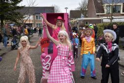Kinderoptocht was een onwijs vrolijke boel