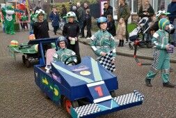 Kinderoptocht was een onwijs vrolijke boel