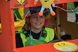 Kinderoptocht was een onwijs vrolijke boel