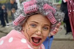 Kinderoptocht was een onwijs vrolijke boel