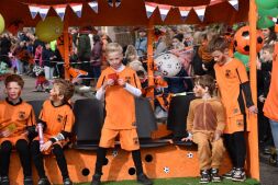 Kinderoptocht was een vrolijke boel