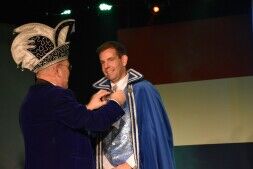 Nieuw Raadslid Arjan Knol koninklijk onthaald