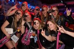 Swaeghs Zottenbal was onwijs zot