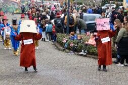 The Lovely Lights bleven maar zwaaien