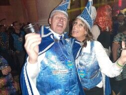 Het Masker presenteert het 12e en 13e raadslid