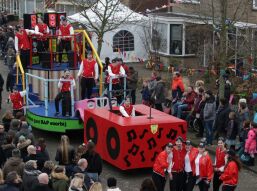 De Skuumkoppen rampeneren op de beat!