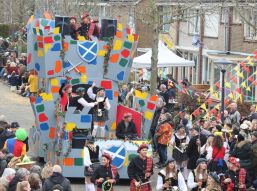 De Skuumkoppen Schots en scheef!