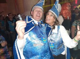 Het Masker presenteert het 12e en 13e raadslid