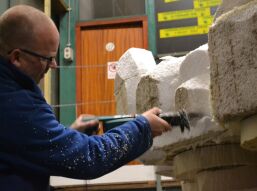 Vreemde luchtjes bij De Goudgele Rakkers